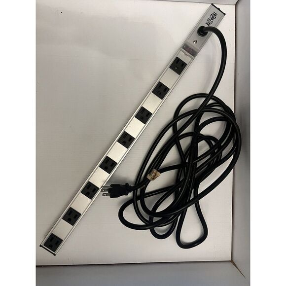 Tripp Lite 24" Power Strip 8 Outlets 15 Amp Surge Protector 15 ft Cord PS2408 - Picture 1 of 3